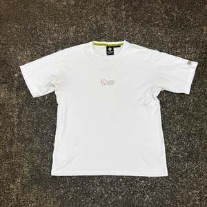 Columbia Sportswear White Graphic Tee Heritage - S